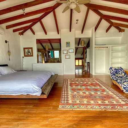 Casa Baronesa Waterfront Villa プエルト・ビジャミル エクステリア 写真