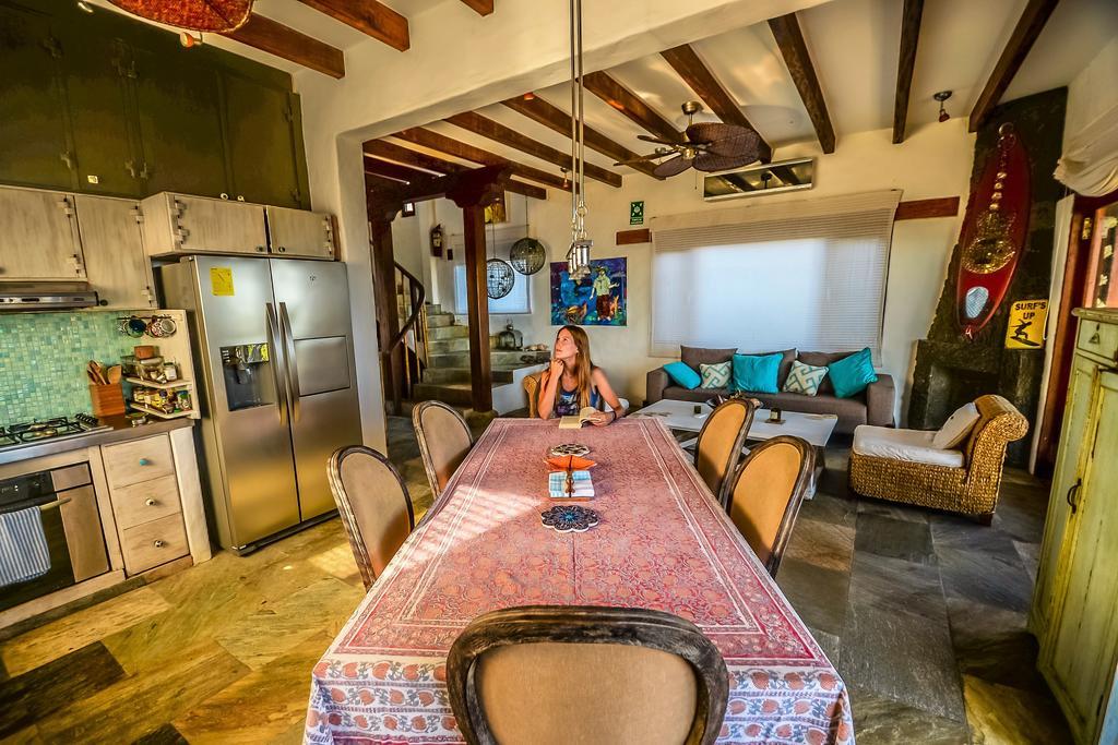 Casa Baronesa Waterfront Villa プエルト・ビジャミル エクステリア 写真